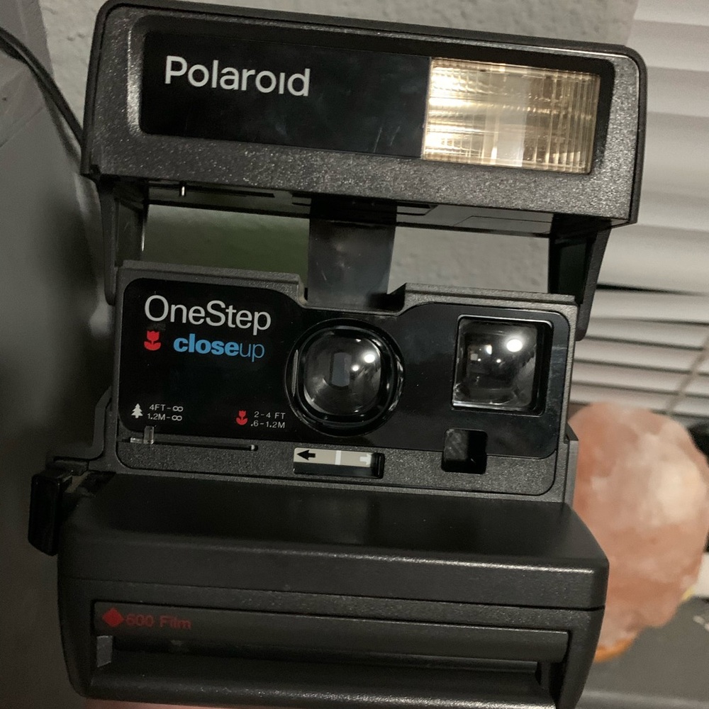 Polaroid One Step Close Up